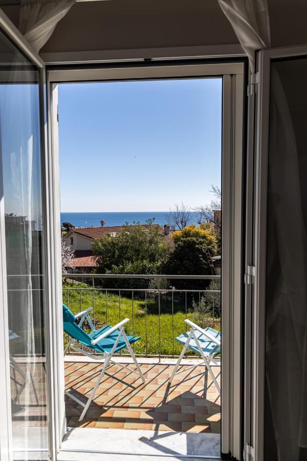 Sanremo Dream - Casa Camilla Villa ภายนอก รูปภาพ
